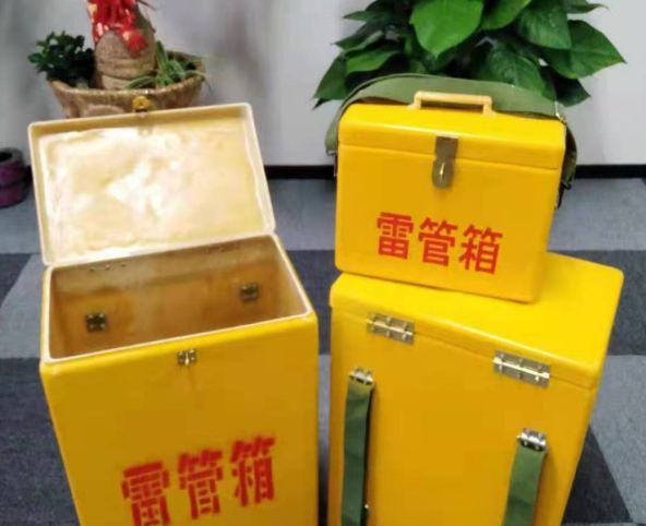 砚山玻璃钢雷管箱有哪些特点